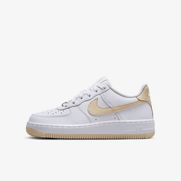 Kids Junior Air Force 1 Shoes. Nike UK
